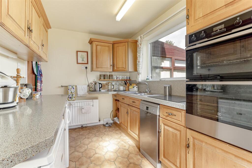 Kitchen - B.jpg