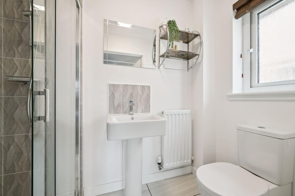 Bedroom One En Suite