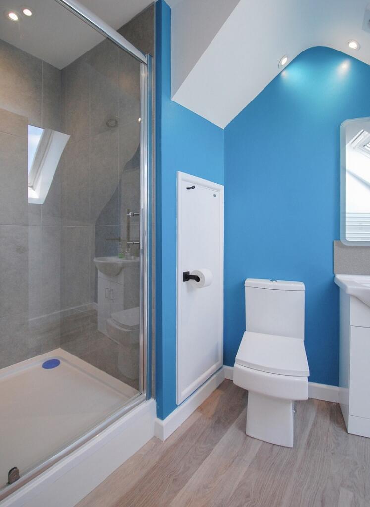 En-suite shower room