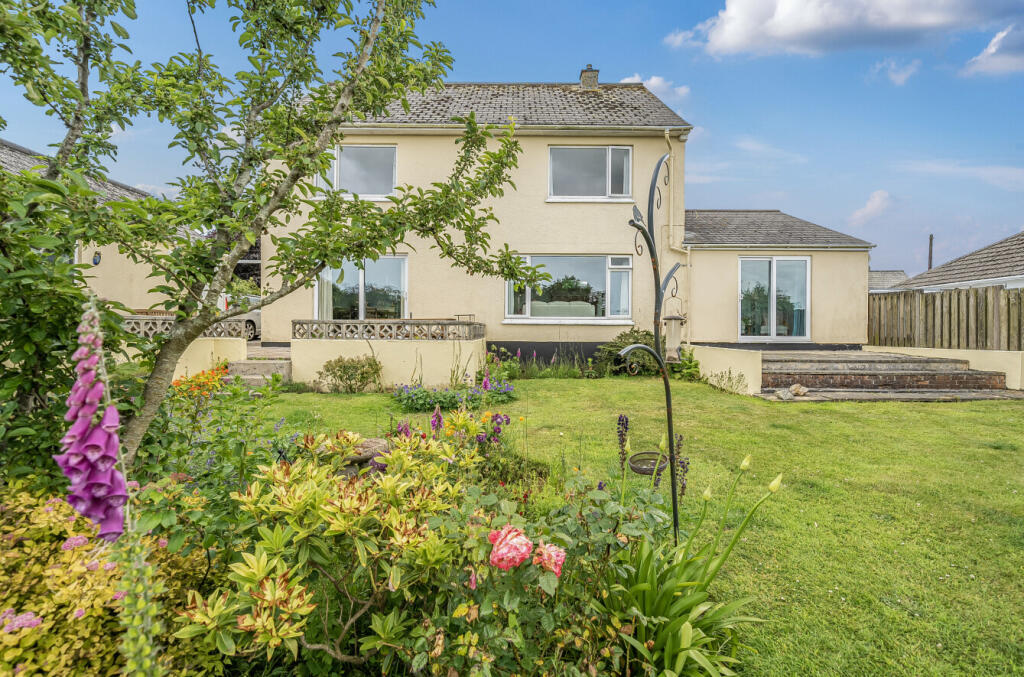 1303040-2-684310c...