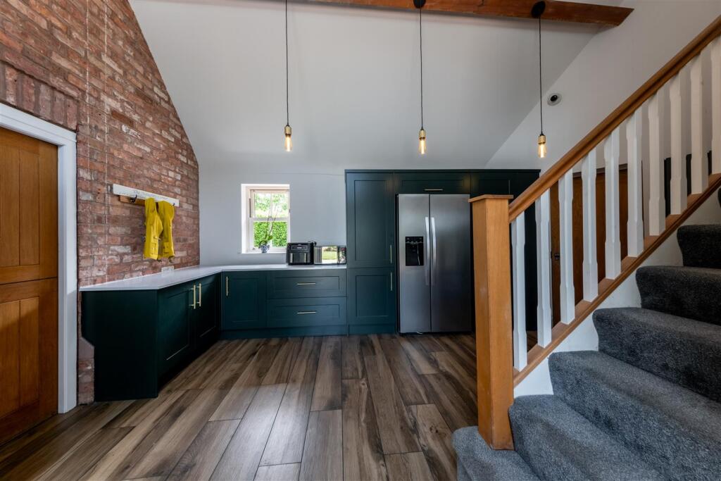 Racecourse Farm-044.jpg