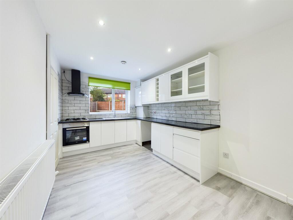 Kitchen/Dining