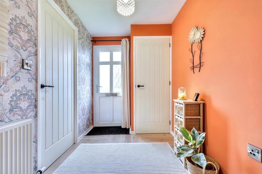 Entrance Hall_1.jpeg