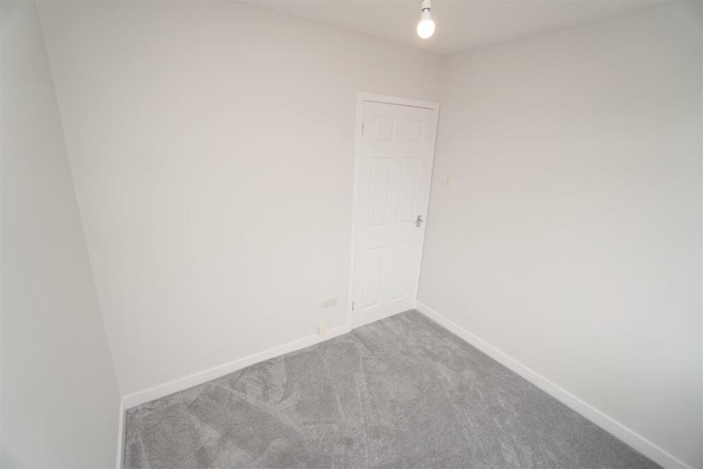 bedroom 3.jpg