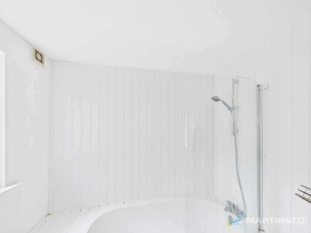 CAM02318G0-PR0535...