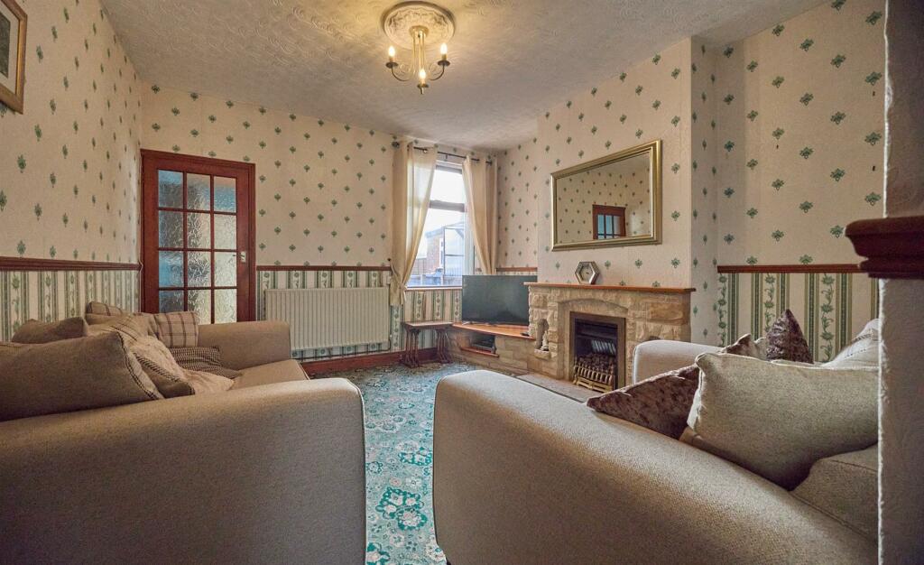 DINING ROOM TO REAR