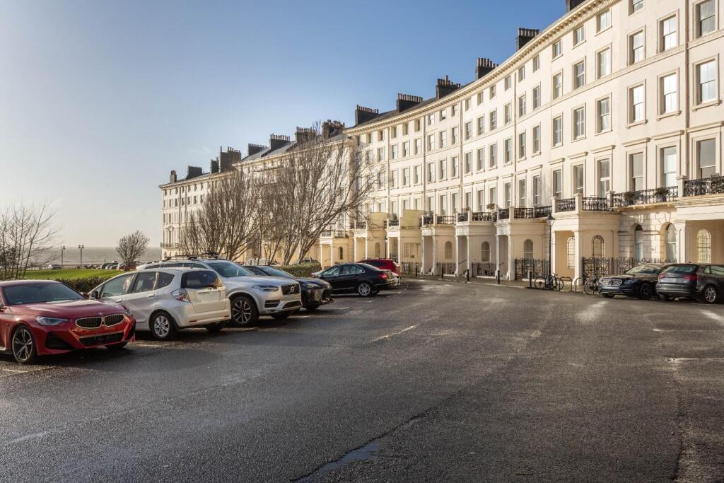 Adelaide Crescent-22.jpg
