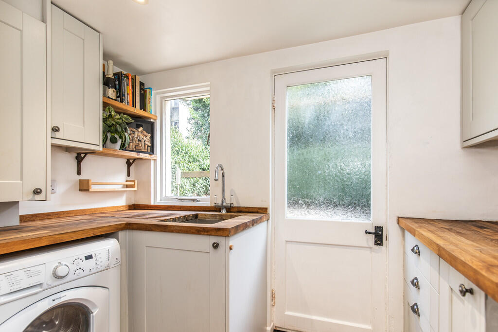 GFF 38 Lansdowne ...