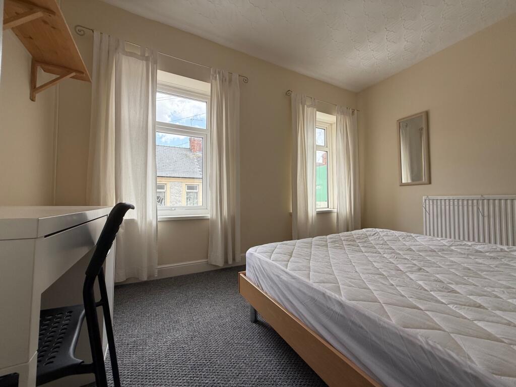 another student property from Award-winning CPS HO