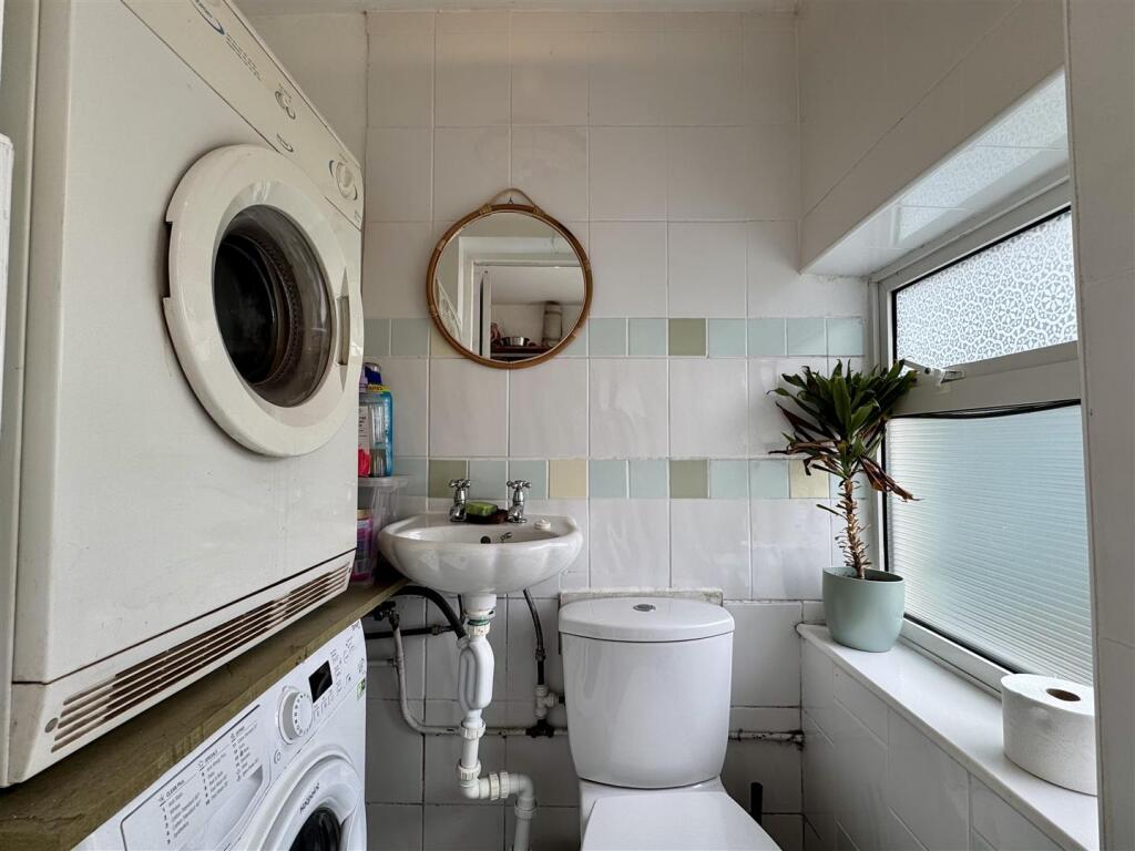 Utility/Ground Floor W.C.