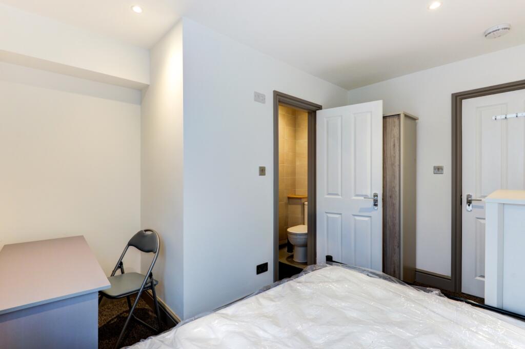 35 Sutherland Road-27