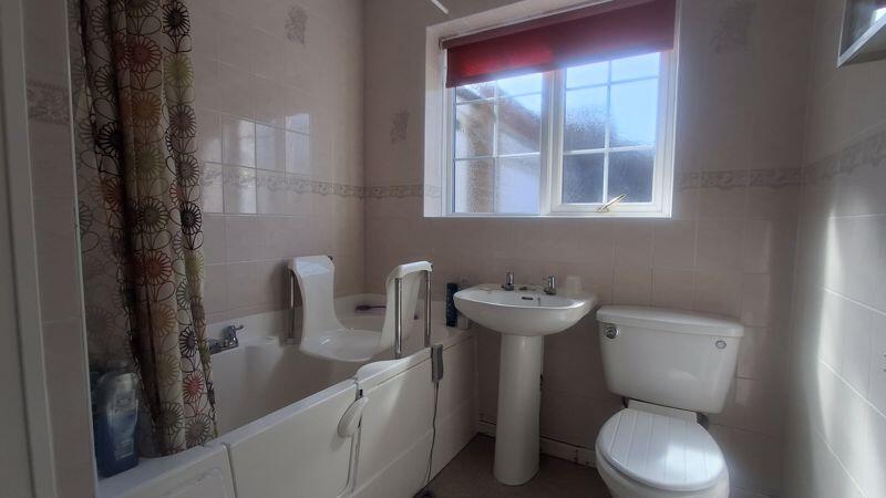Photo 28