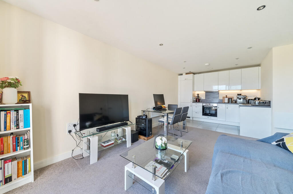 1312370-4-68654b4...