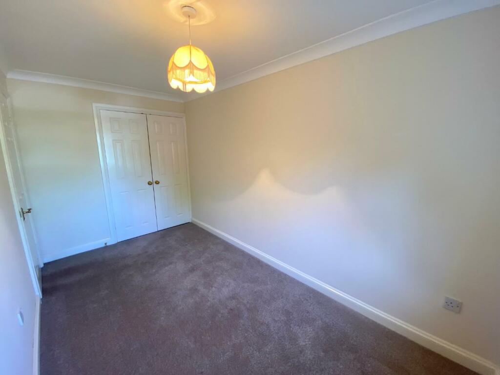 second bedroom 2.jpg