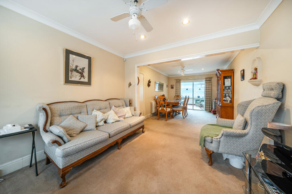 1369028-12-68ef6c...