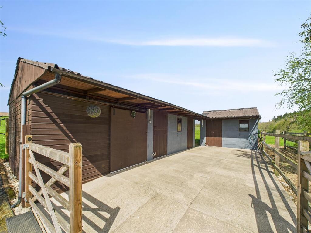 STABLES