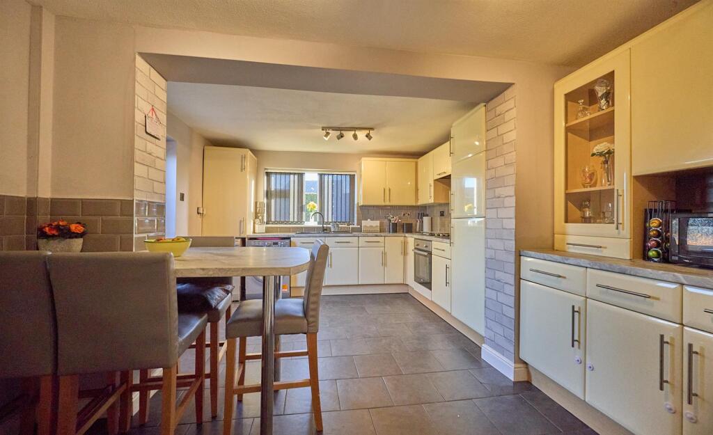 Rear Extended Dining Kitchen