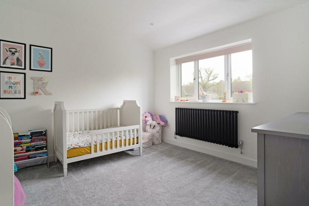 69519_3 Ashley Close, Charlton Kings - (11)_low.jp