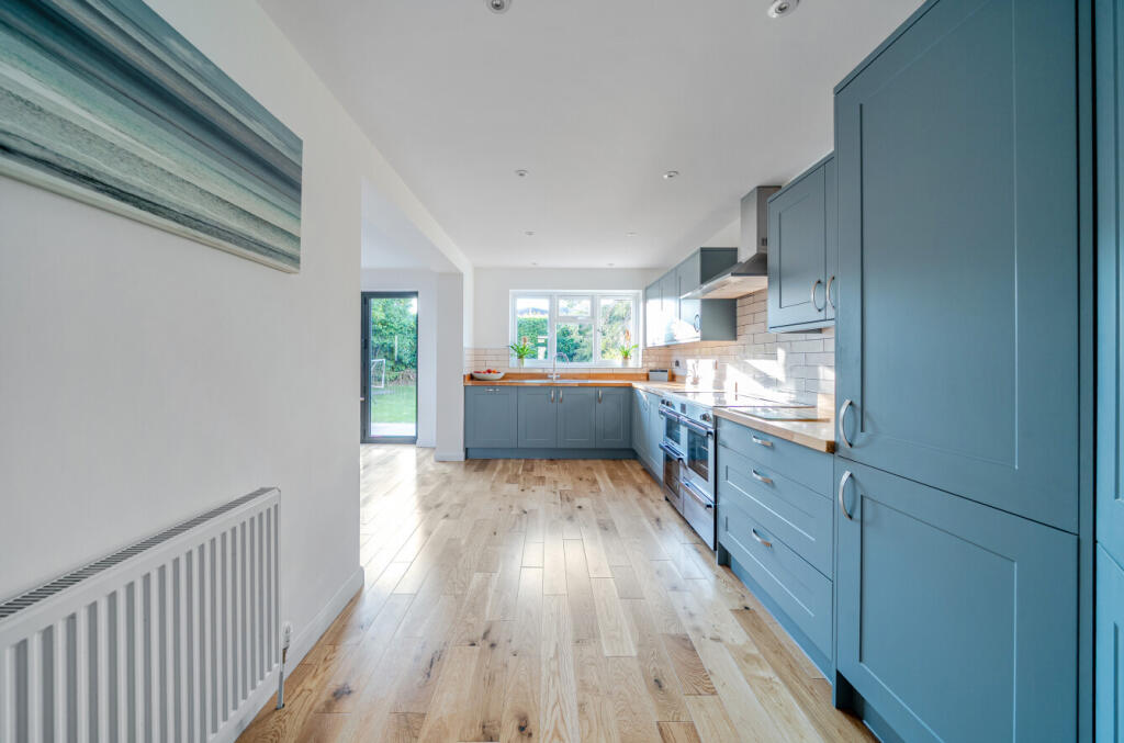 18-681d0357b9109-...