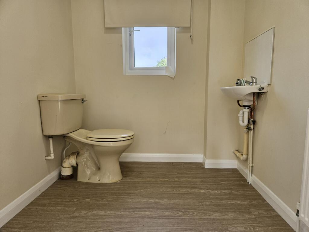 Separate WC 