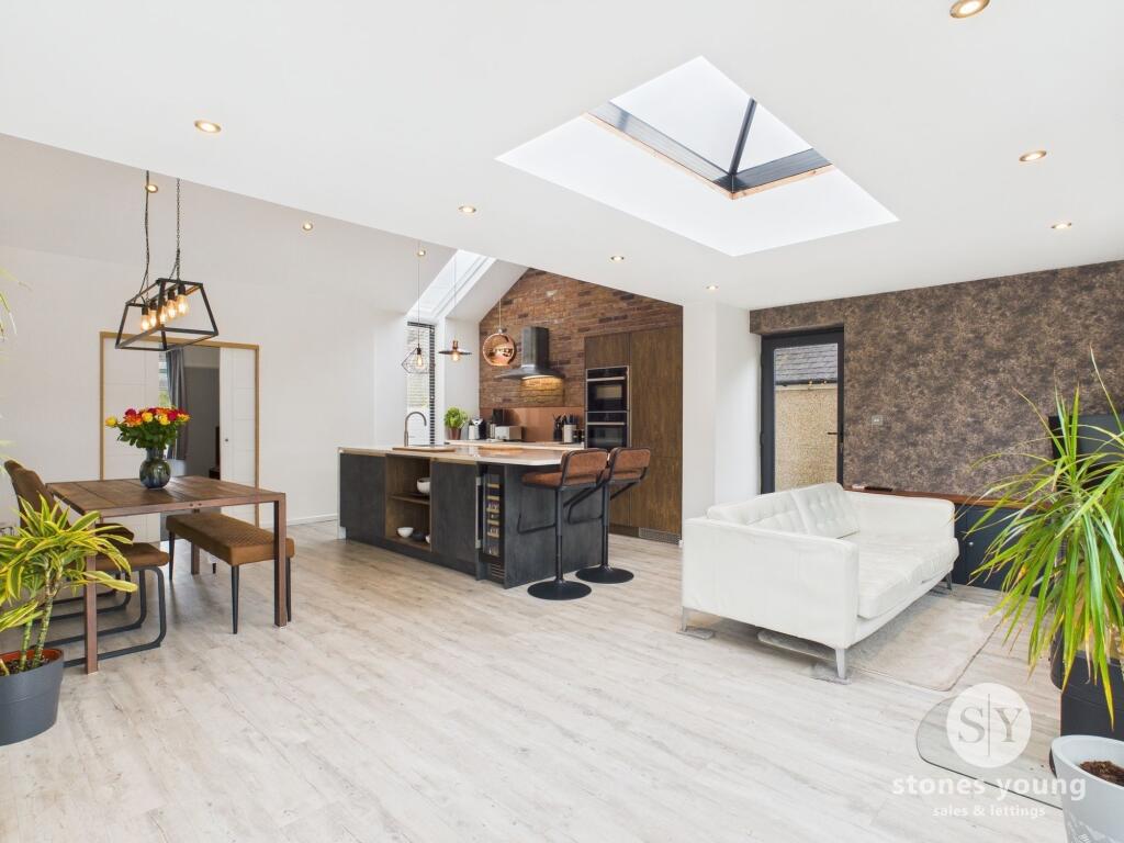 Open Plan Living Dining Kitchen