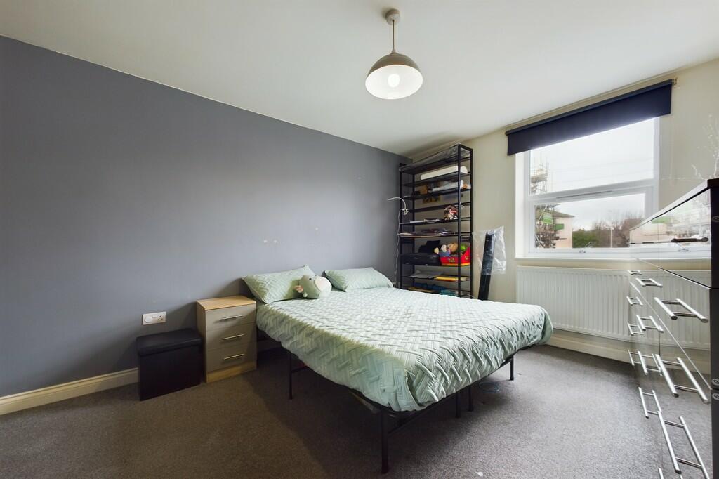 CAM01085G0-PR0497...