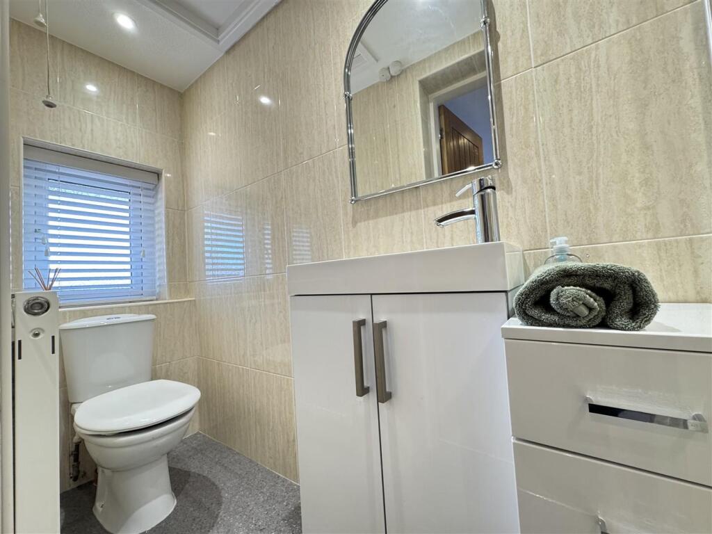 IMG_4590 (Large).JPG