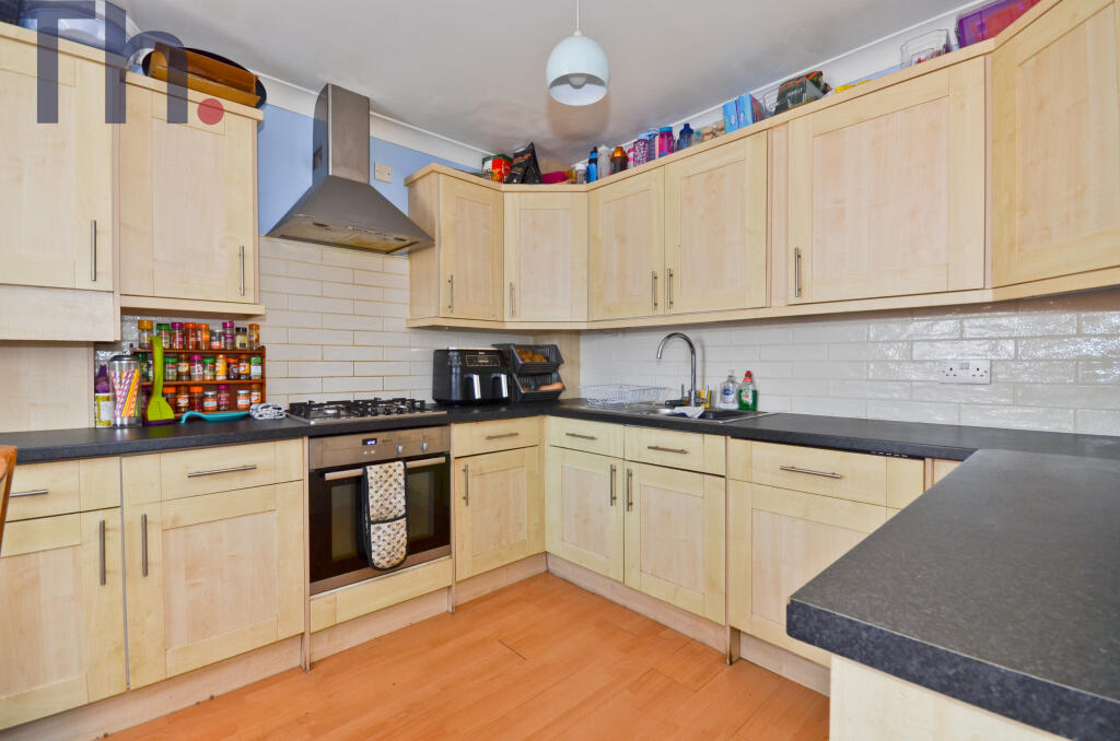 Kitchen Area.JPG