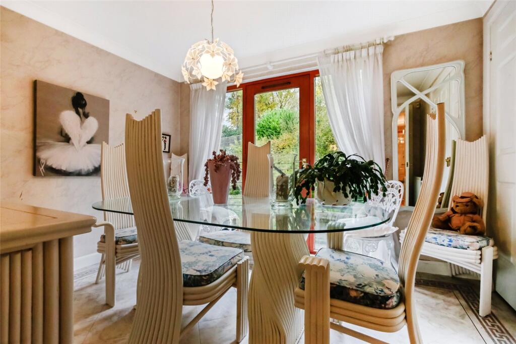 Dining Rm/Bedroom 2