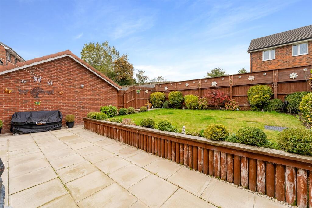 12 Atherton Drive-32.jpg