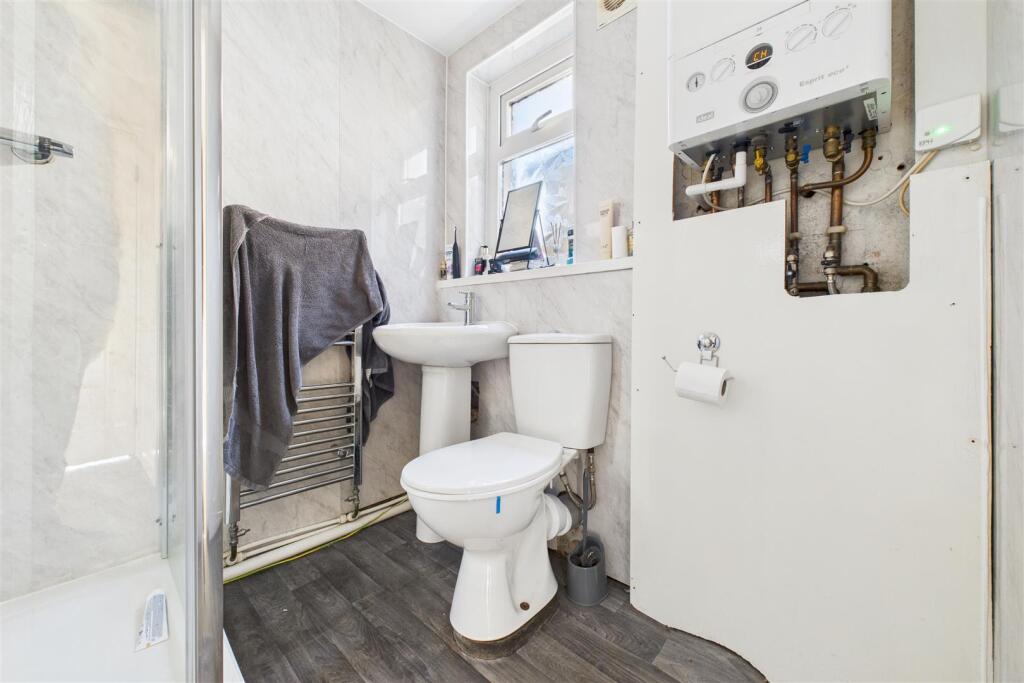 52 Lynton Road, Bedminster, Bristol BS3 5LT | Free