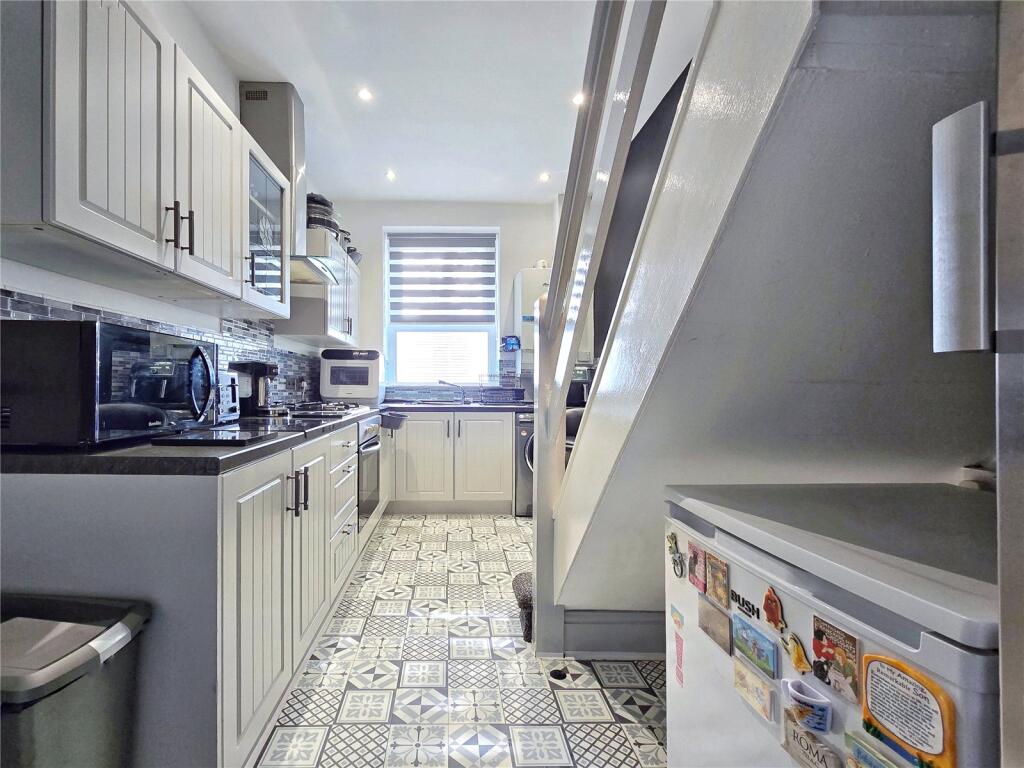 Fitted Kitchen