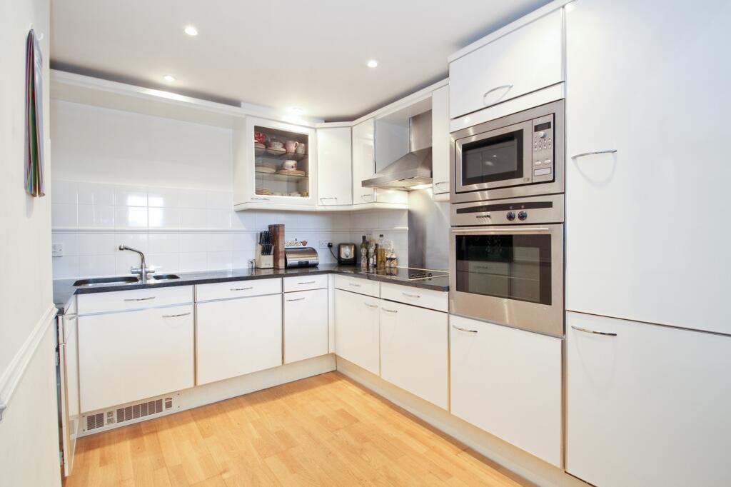 Greenfell Mansions, Glaisher Street, London, SE8