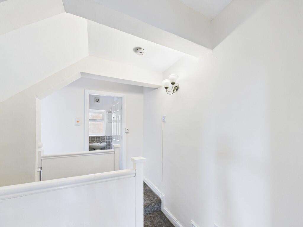 CAM01835G0-PR0301...