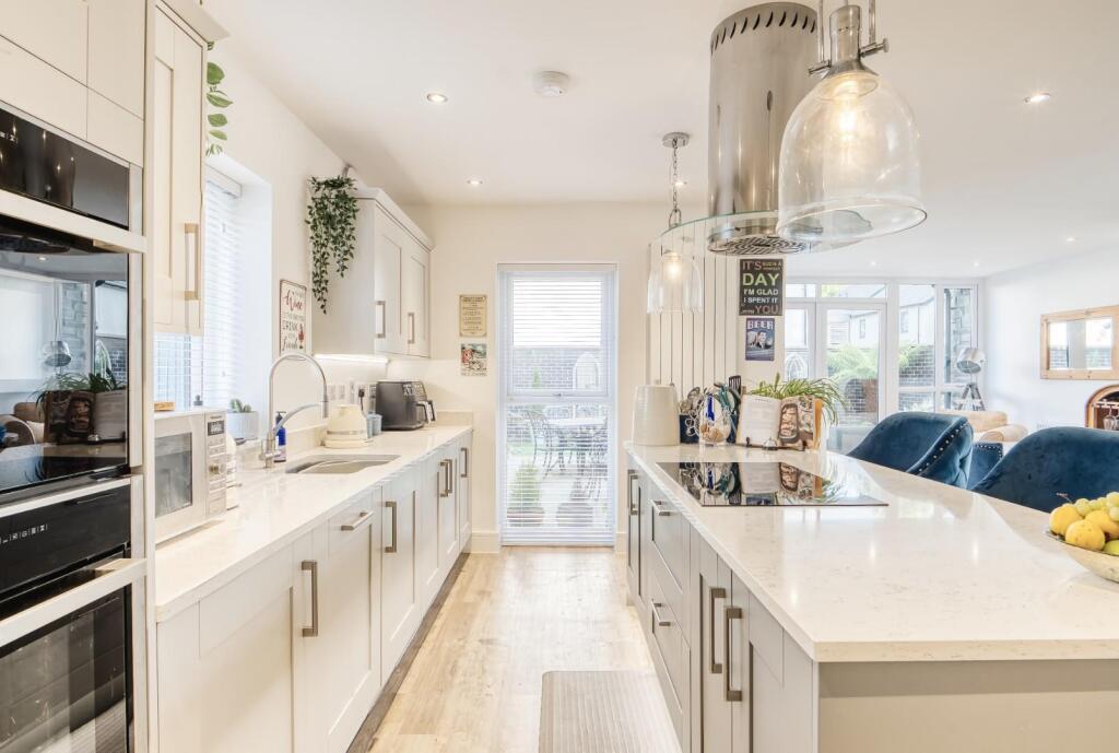 2 Stallings close -  Mark Templer - PhotoCB 85.jpe