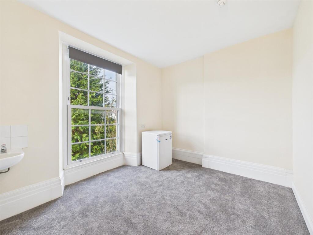 16 - Substantial Four Storey Building For Sale, So