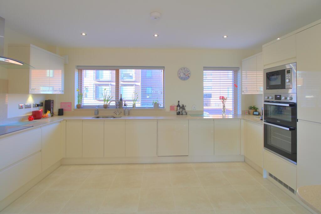 Kitchen1