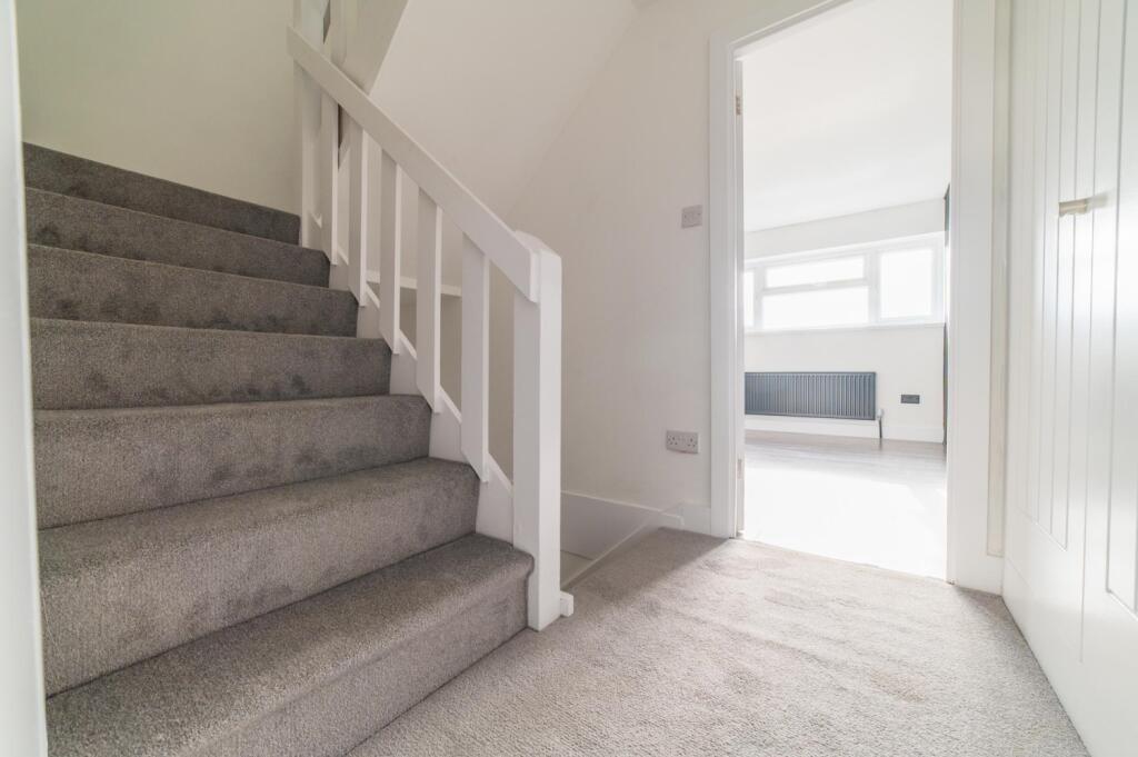 Call 02920 454555 to secure your viewing_14