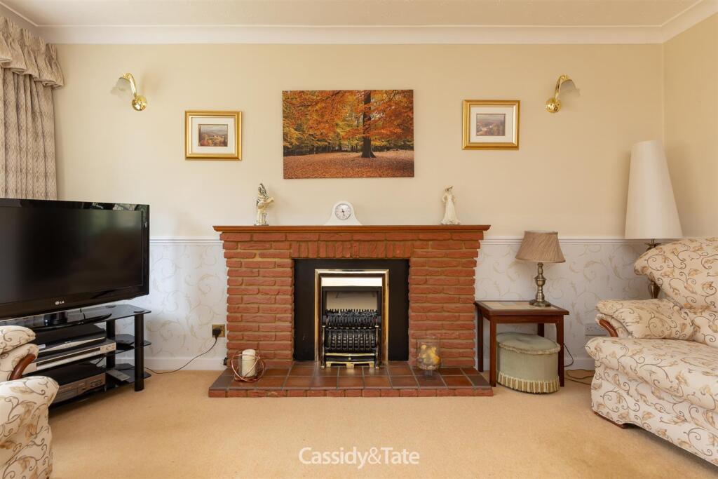 19 Portman Close_27.jpg