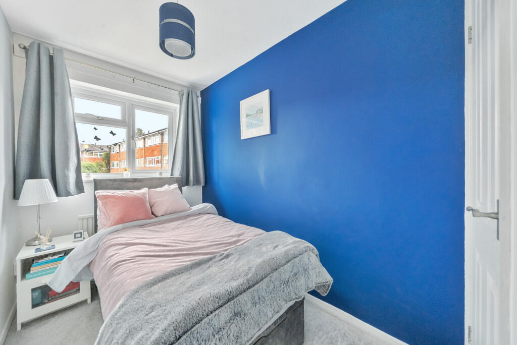 1373770-26-69022a...