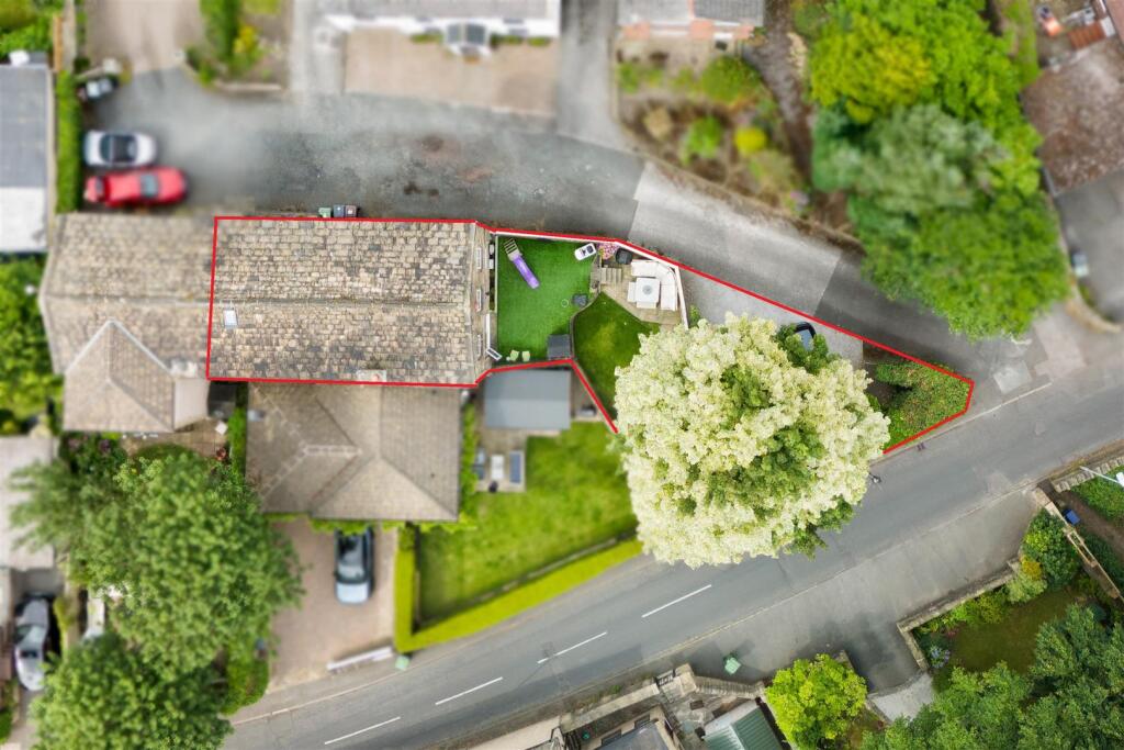 Bramleys Estate Agents - Upper Lane - Gomersal. AE