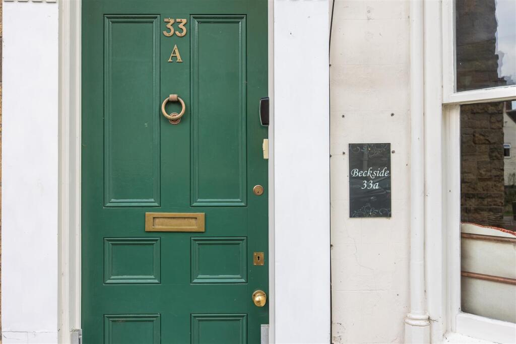 Potter Hill 33A External-2.jpg