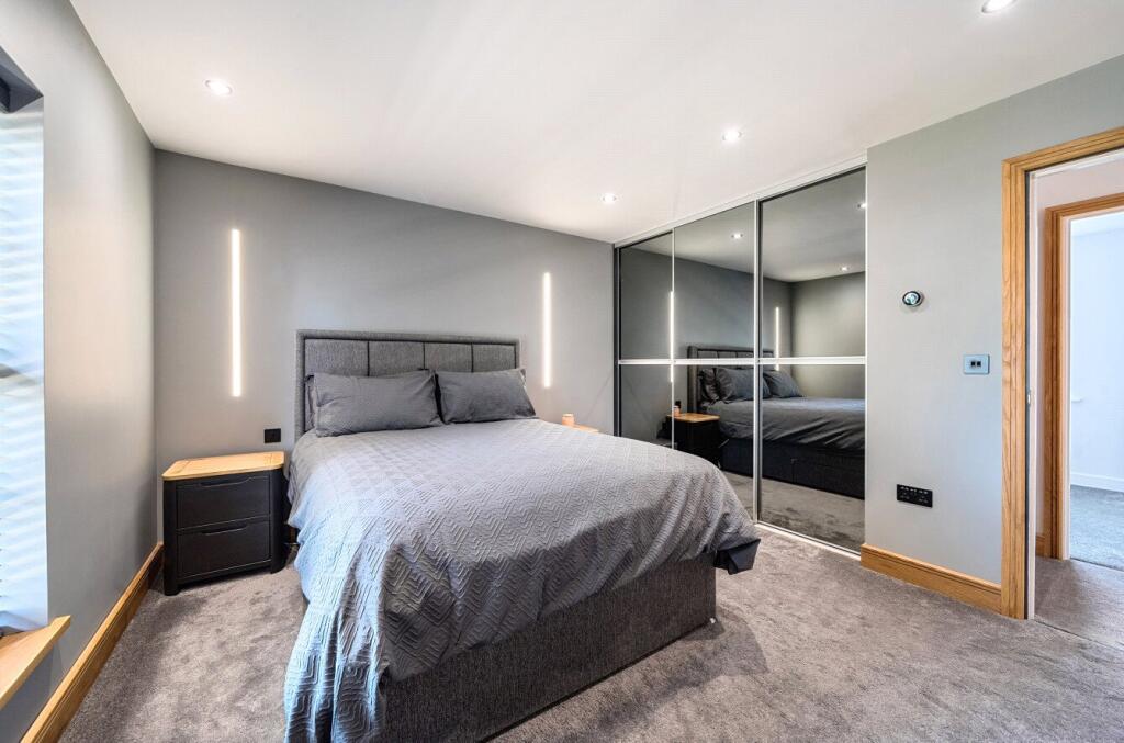 1330375-17-688d79...