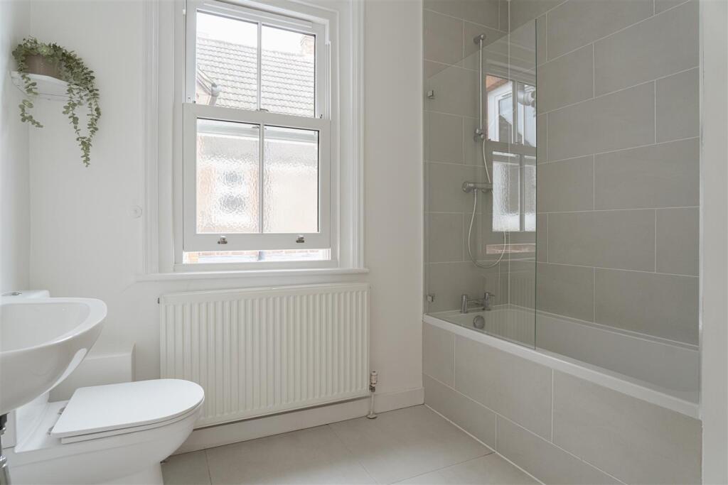 2 West Road, Reigate-18.jpg