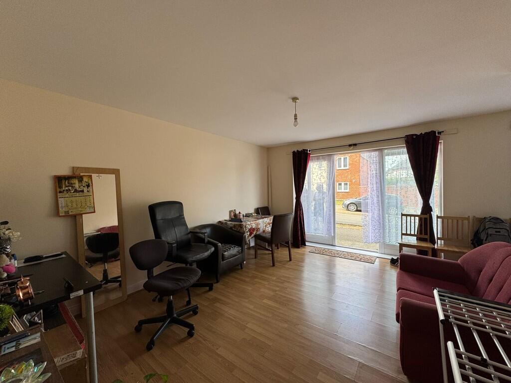 Tristan court  (6...