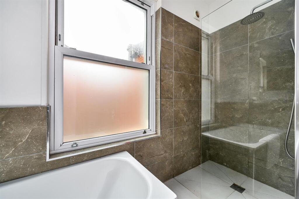 8 MILWARD CRESCENT - TN343RU (14).jpg