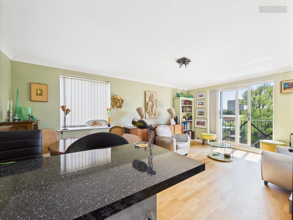 Open Plan Kitchen Lounge Diner