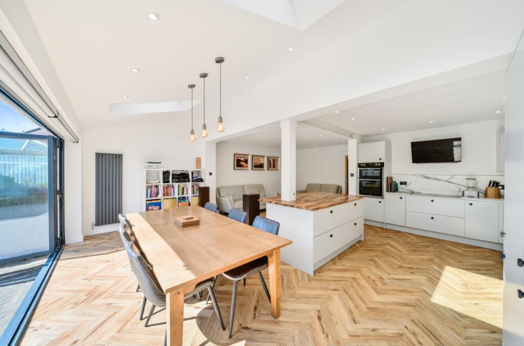 1315257-13-685fcb3d0db8d