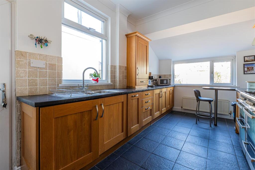 Courtenay Road 19-21.jpg