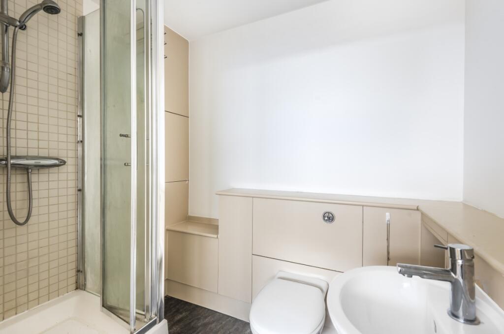 Clarenden House (17)